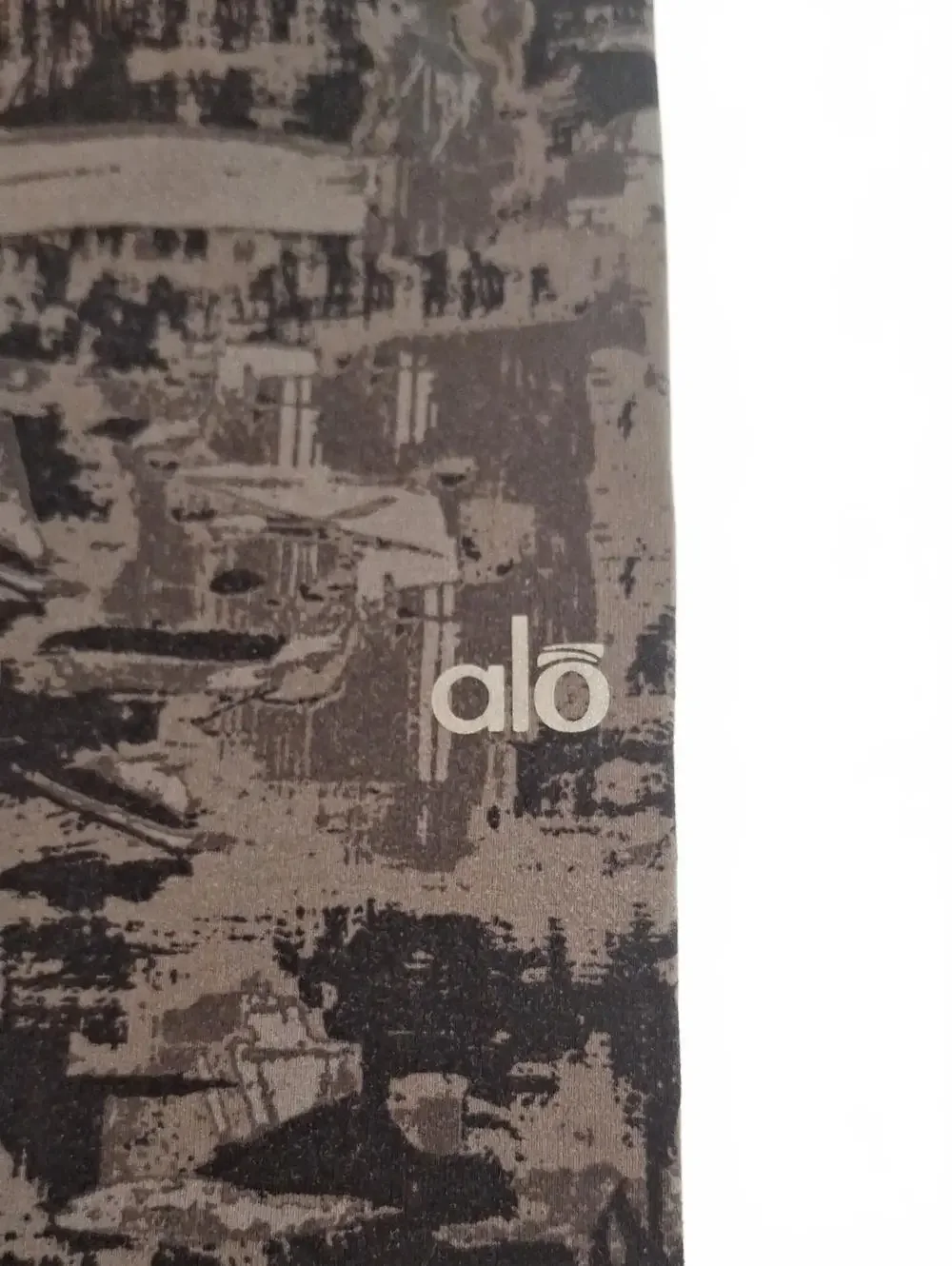 #219 Alo leggings size S
